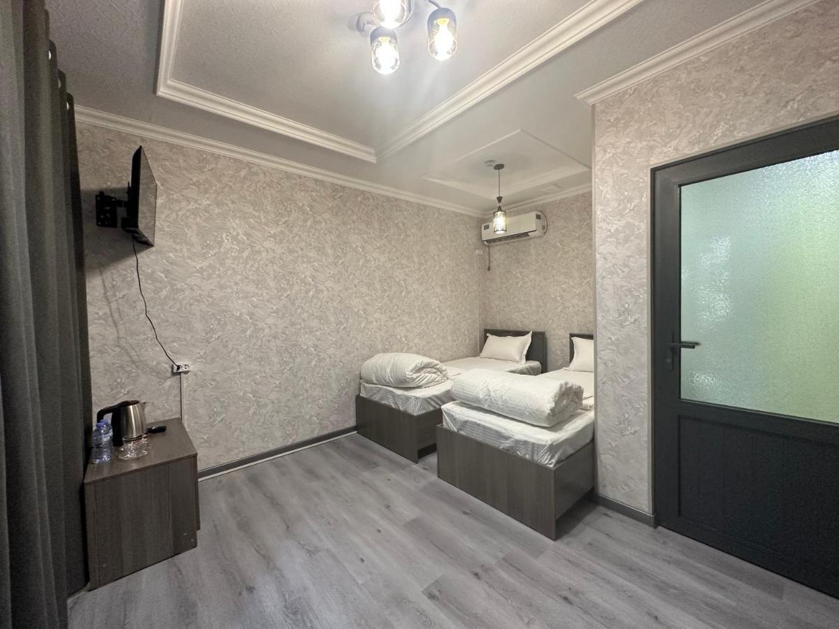 Byond Hotel & Hostel Tasjkent Eksteriør billede