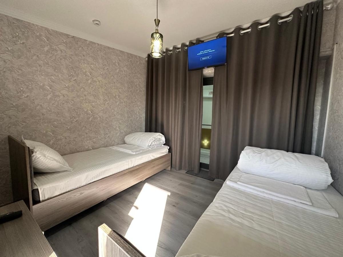 Byond Hotel & Hostel Tasjkent Eksteriør billede
